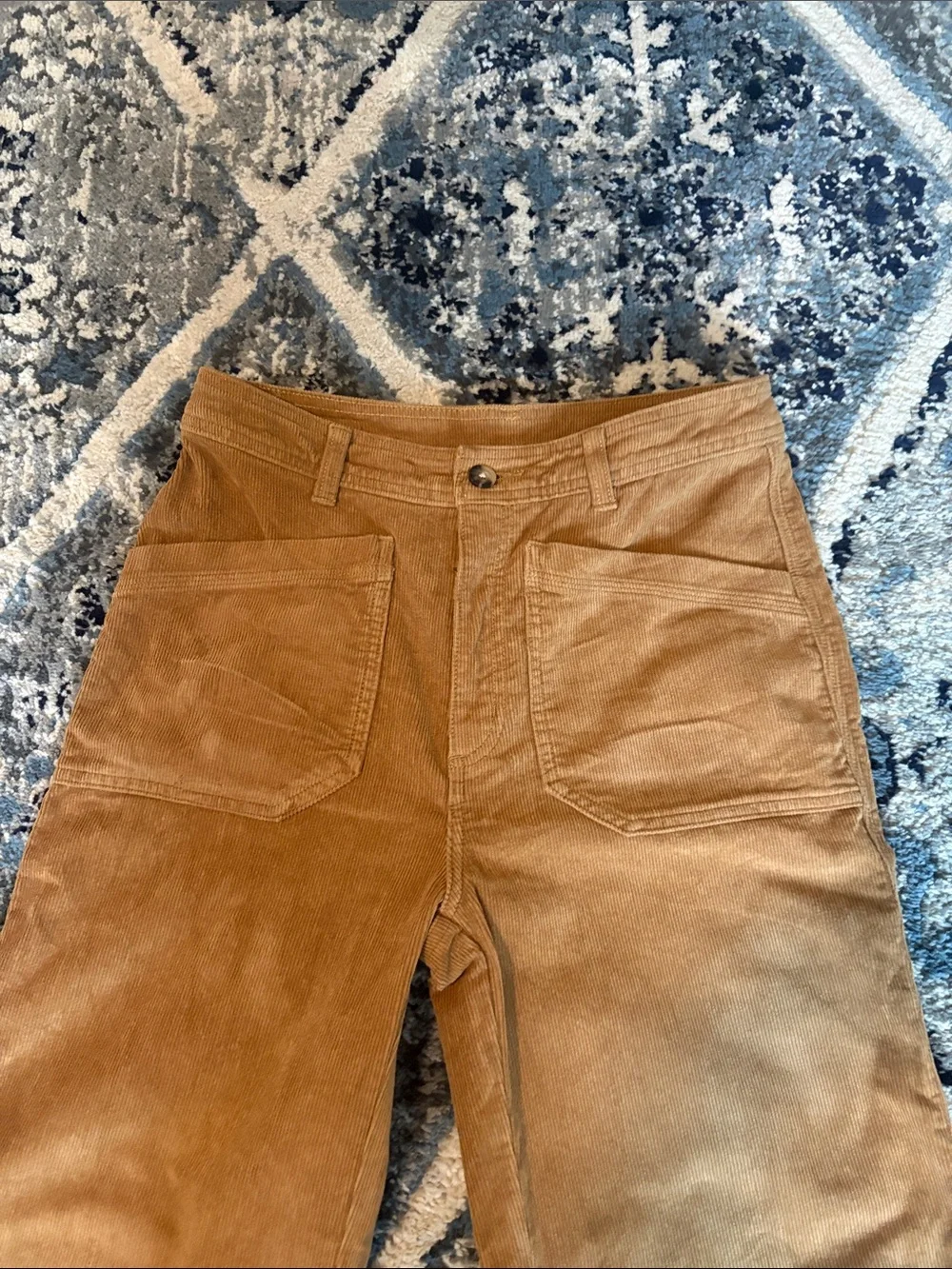 EUC Patagonia Wide Leg Corduroy Pants - Size 6 - Picture 3 of 6